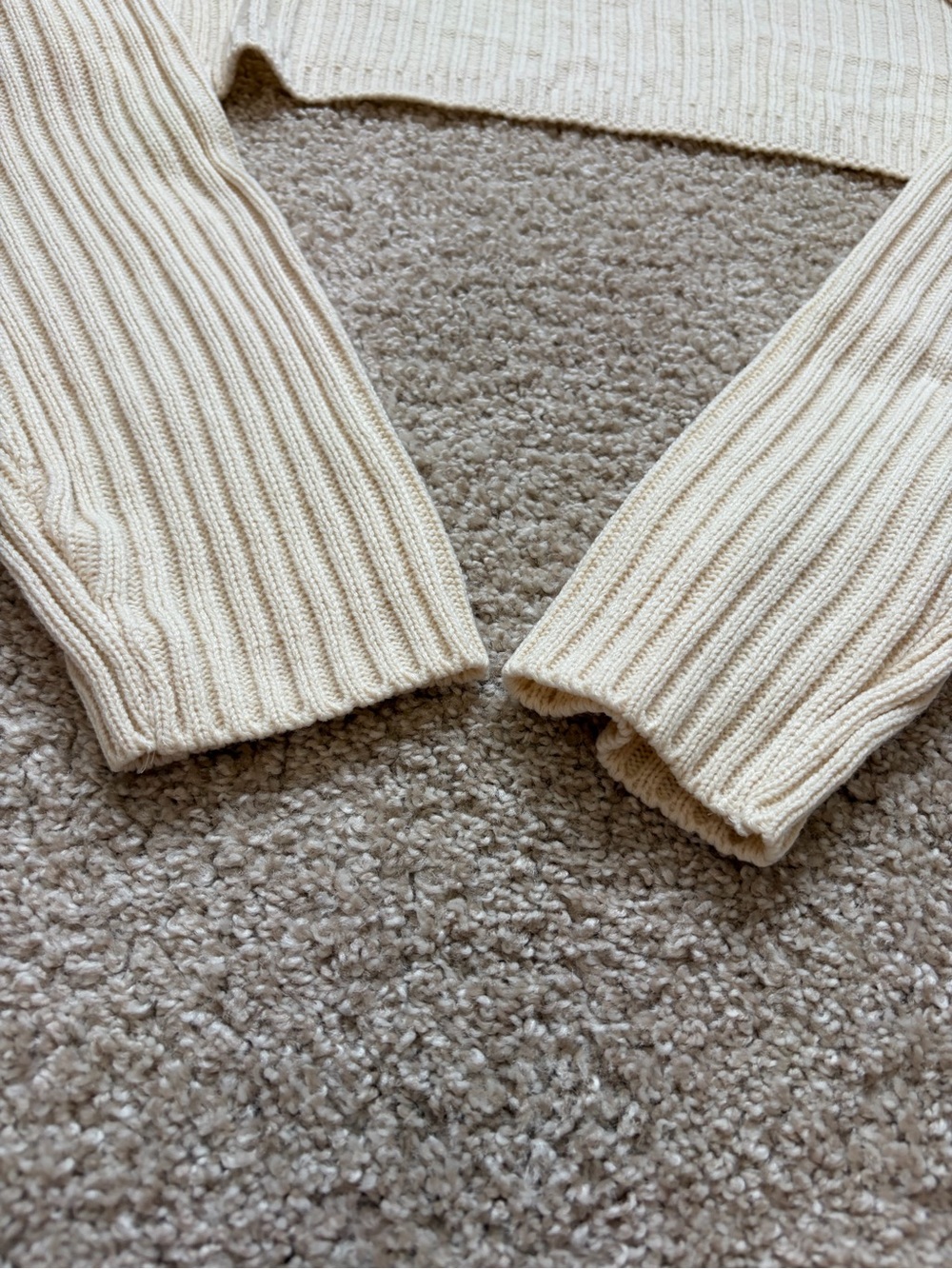 Lewkin Cream Ribbed Shrug - Picture 3 of 4